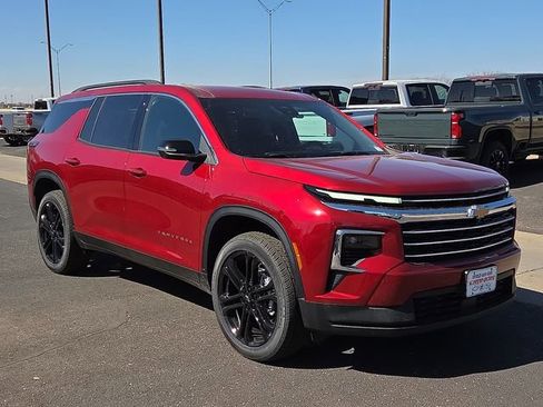 New 2026 Chevrolet Traverse LT image 5