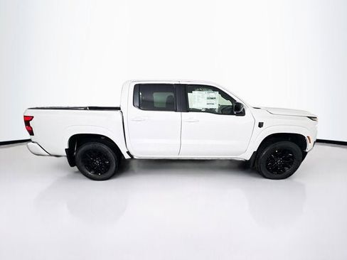 New 2026 Nissan Frontier SV image 4