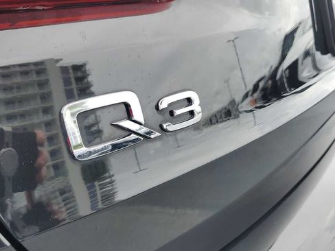 Used 2022 Audi Q3 2.0T Premium w/ Convenience Package AWD/4WD image 12