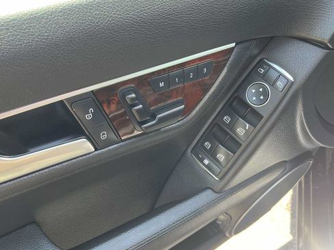 Used 2013 Mercedes-Benz C 300 4MATIC Sedan image 28
