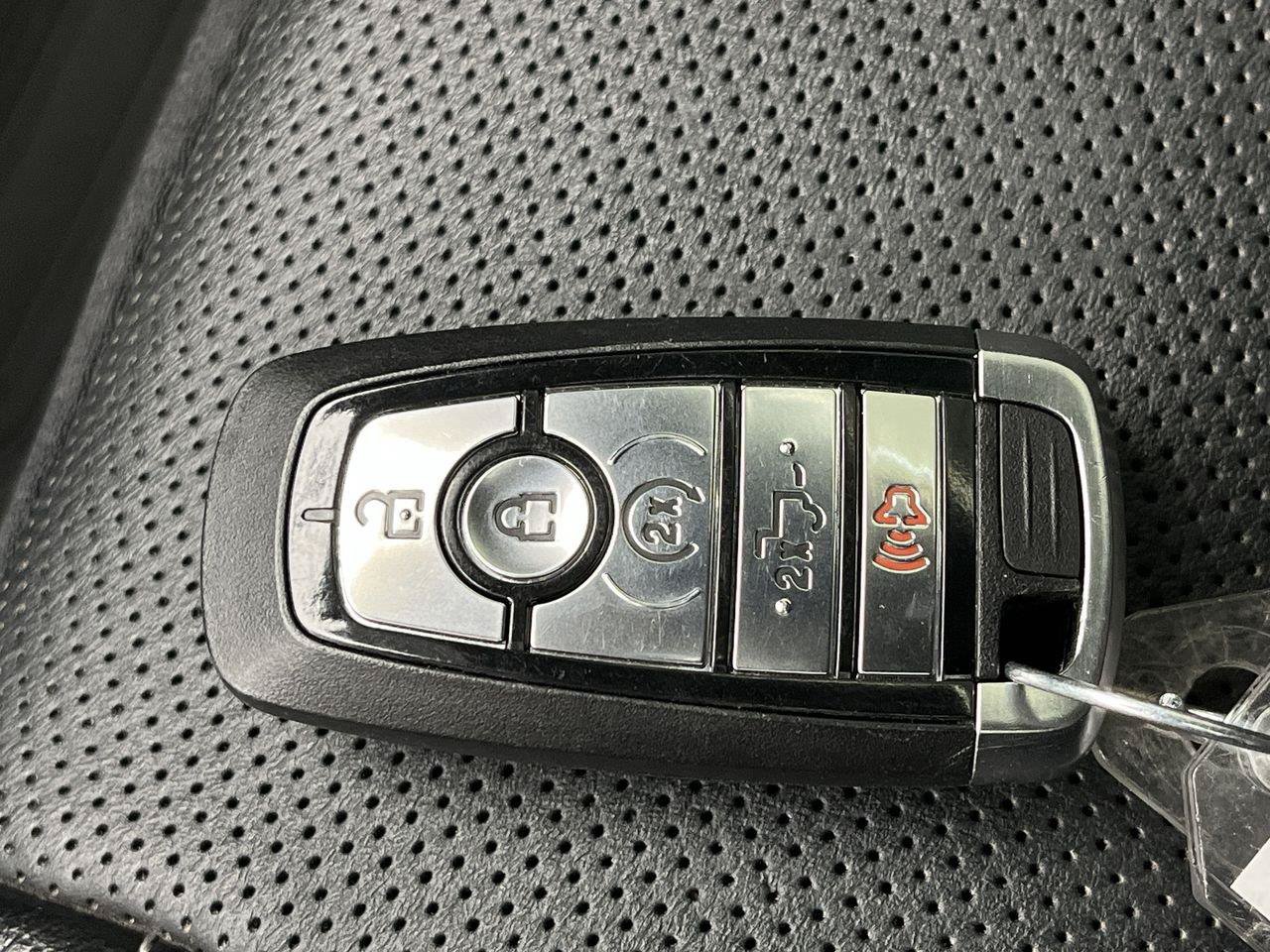 Used 2018 Ford F150 Lariat w/ Equipment Group 502A Luxury AWD/4WD image 37