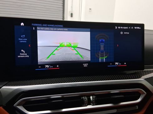 Used 2023 BMW M3 Sedan w/ Executive Package image 22