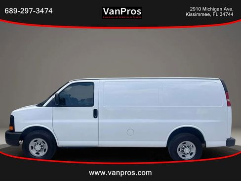 Used 2014 Chevrolet Express 2500 RWD image 2