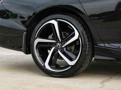 Used 2019 Honda Accord Sport image 57