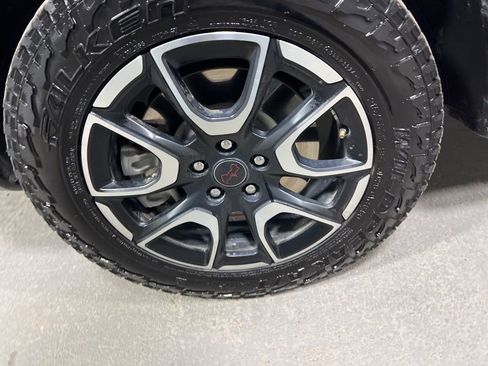 Used 2025 Jeep Compass Trailhawk image 45