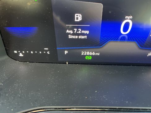 Certified 2024 Volkswagen Taos SE w/ Panoramic Sunroof Package image 21