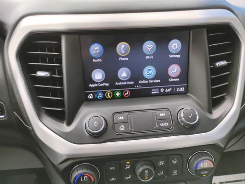 Used 2023 GMC Acadia SLE w/ Driver Convenience Package image 7