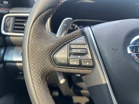 Used 2021 Nissan Maxima SR w/ Sport Mat Group FWD image 34