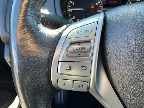 Used 2016 Nissan Altima 2.5 SV w/ Convenience Package image 28