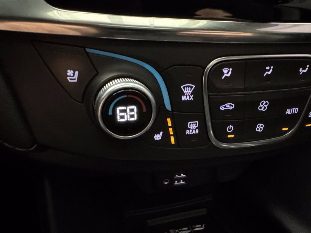 Used 2021 Chevrolet Traverse Premier w/ LPO, Floor Liner Package AWD/4WD image 50