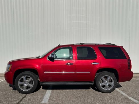 Used 2013 Chevrolet Tahoe LTZ AWD/4WD image 2