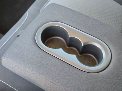 Used 2023 Volkswagen Taos S image 37