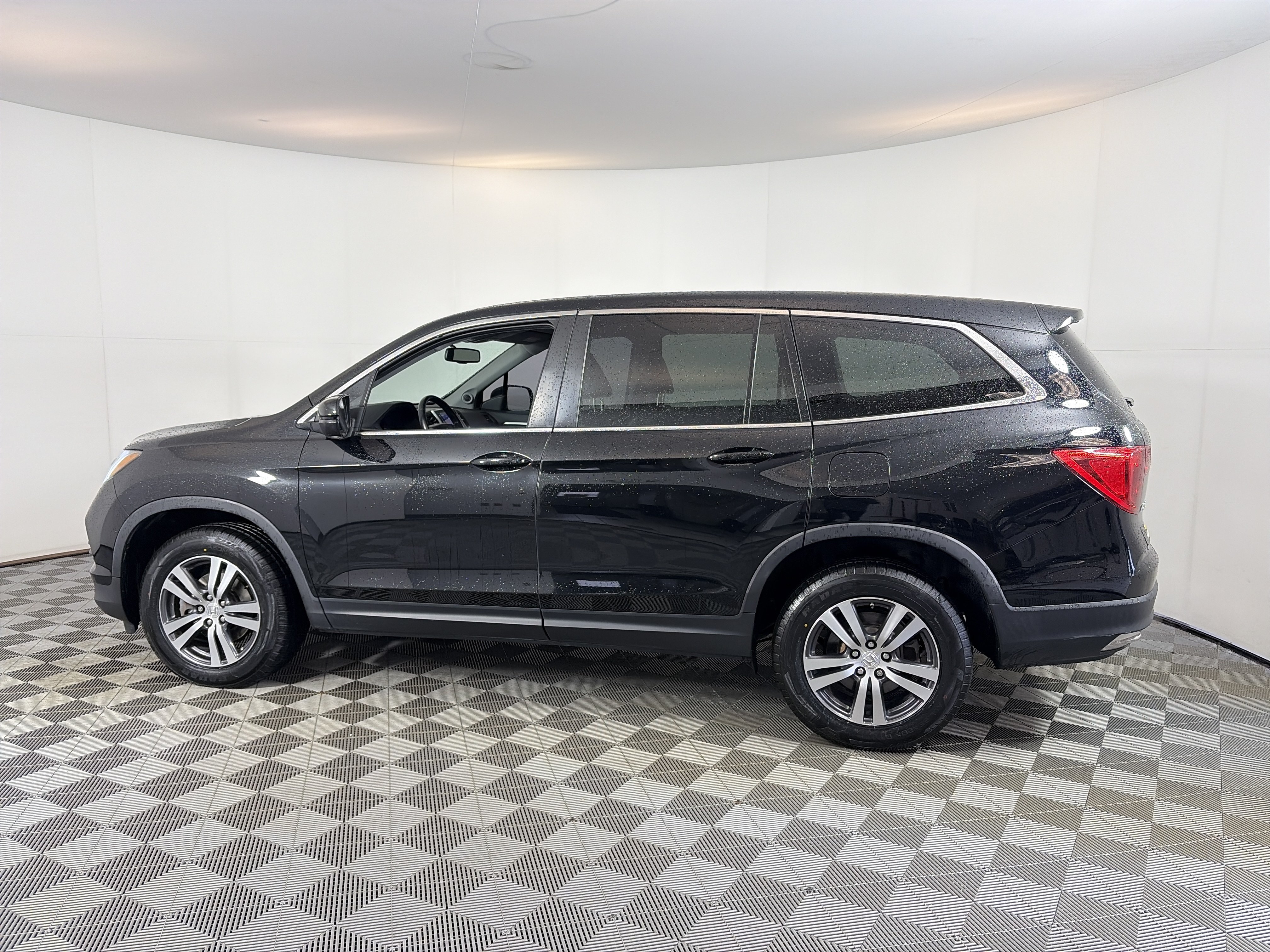Used 2018 Honda Pilot EX-L image 9