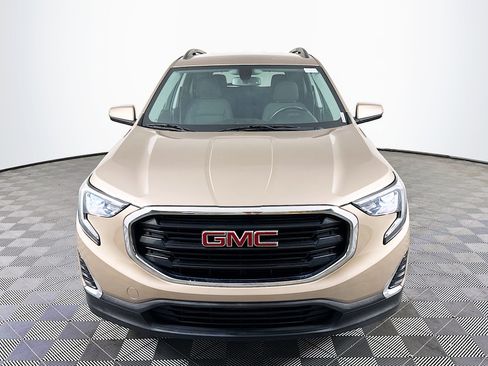 Used 2018 GMC Terrain SLE w/ Driver Convenience Package image 2