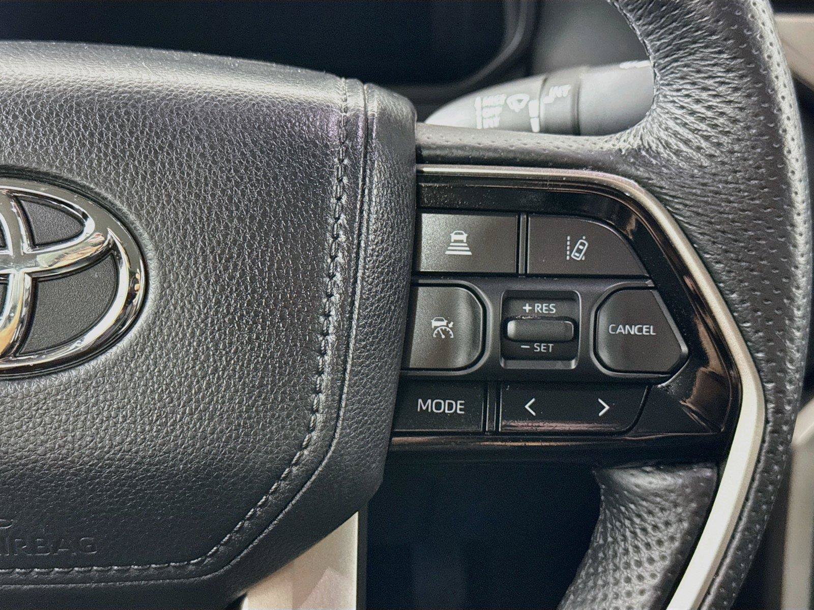 Used 2024 Toyota Tundra Limited AWD/4WD image 20