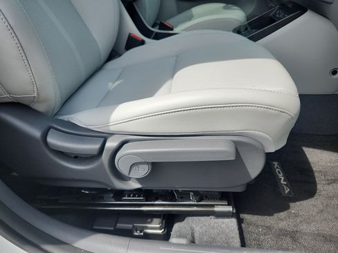 Certified 2024 Hyundai Kona Limited AWD/4WD image 34