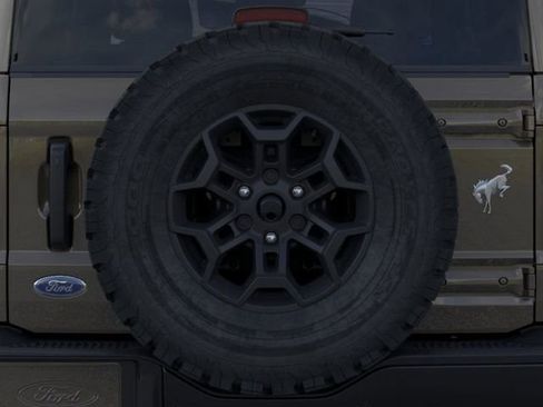 New 2026 Ford Bronco Badlands image 24
