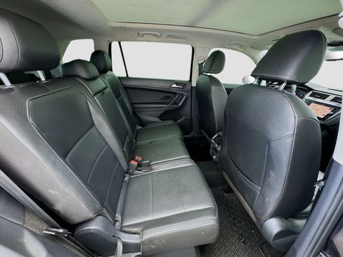 Used 2020 Volkswagen Tiguan SEL image 20