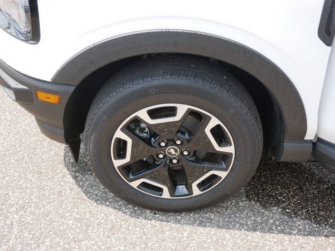 Certified 2023 Ford Bronco Sport Outer Banks AWD/4WD image 15