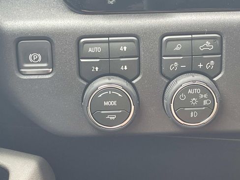 Used 2023 GMC Sierra 1500 Pro w/ Convenience Package AWD/4WD image 60