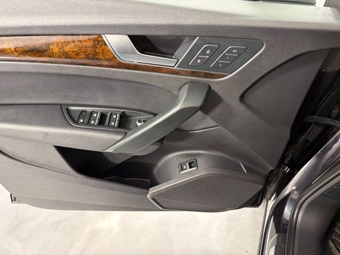 Used 2018 Audi Q5 2.0T Premium Plus AWD/4WD image 11