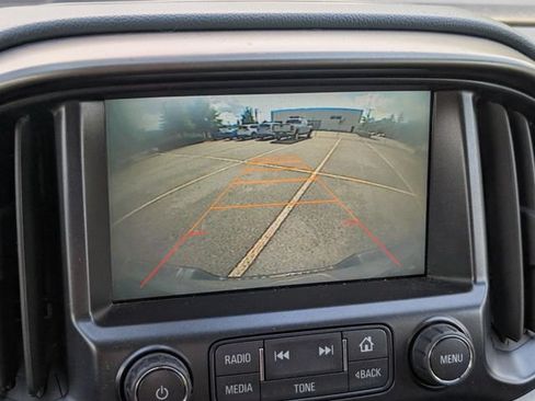 Used 2015 Chevrolet Colorado Z71 AWD/4WD image 17