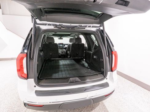 Used 2022 GMC Yukon SLT w/ Max Trailering Package AWD/4WD image 35