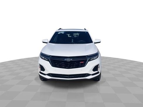 Certified 2023 Chevrolet Equinox RS w/ RS Leather Package AWD/4WD image 3