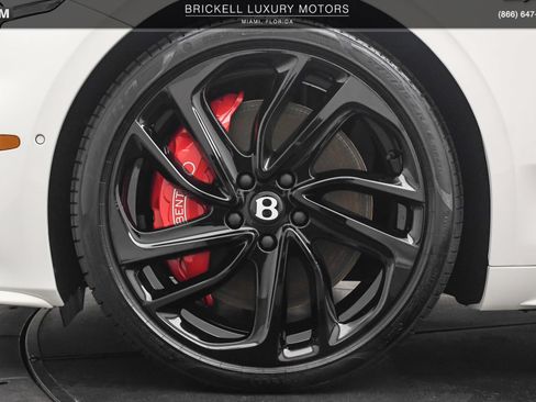 Used 2025 Bentley Continental GT Speed AWD/4WD image 40