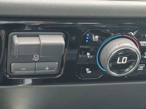 Used 2024 Chevrolet Silverado 2500 LTZ w/ LTZ Premium Package image 24