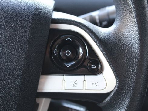Used 2017 Toyota Prius Four FWD image 25