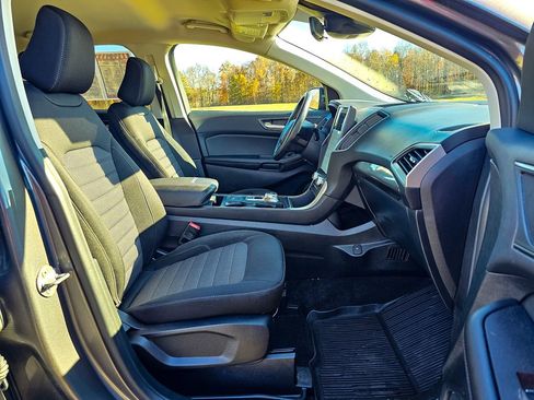 Used 2022 Ford Edge SE w/ Black Appearance Package image 40