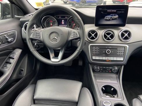 Used 2020 Mercedes-Benz GLA 250 4MATIC image 14
