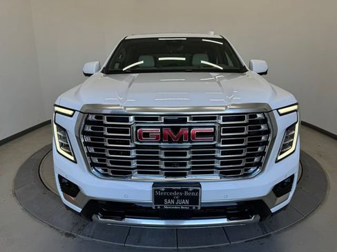 Used 2026 GMC Yukon Denali w/ Denali Reserve Package image 13