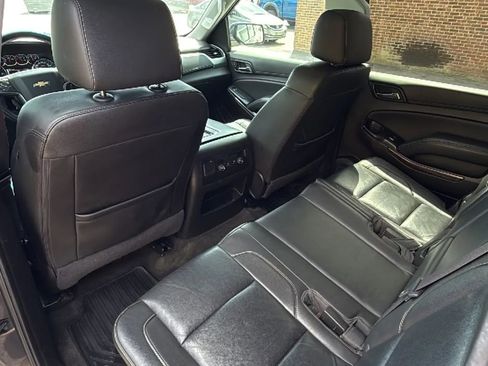Used 2016 Chevrolet Suburban LT image 23