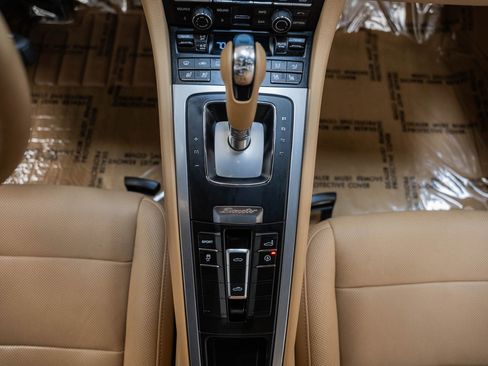 Used 2014 Porsche Boxster image 31