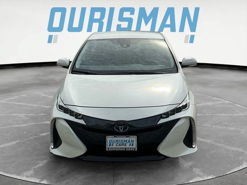 Used 2020 Toyota Prius Prime LE FWD image 9