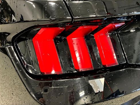 Used 2025 Ford Mustang Premium RWD image 23