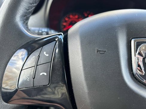 Used 2019 RAM ProMaster City Tradesman SLT FWD image 19
