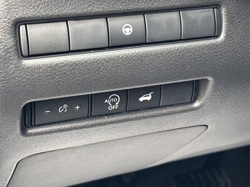 New 2026 Nissan Rogue SV image 32