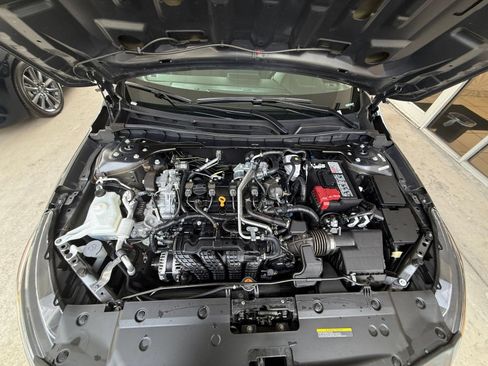 Used 2026 Nissan Altima 2.5 SV FWD image 32