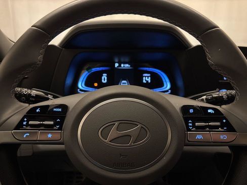 New 2025 Hyundai Elantra Sport image 15