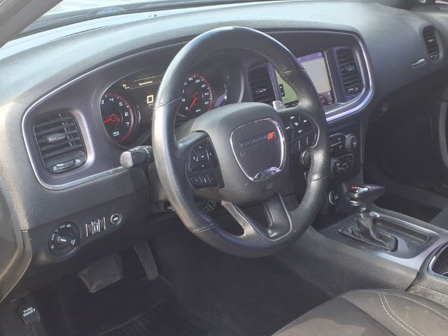 Used 2018 Dodge Charger R/T w/ Blacktop Package RWD image 8