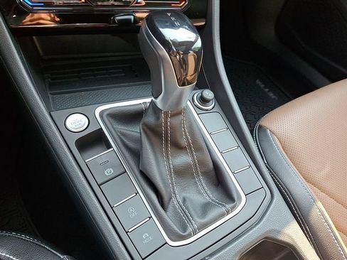 Certified 2026 Volkswagen Jetta SEL FWD image 15
