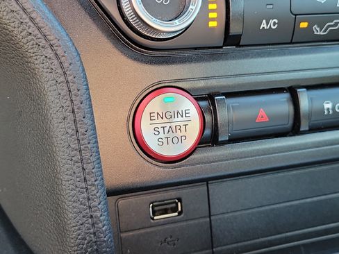 Used 2022 Ford Mustang Coupe image 27