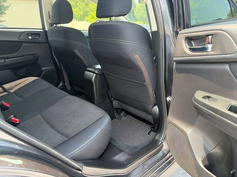 Used 2013 Subaru Crosstrek 2.0i Premium AWD/4WD image 10