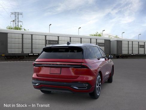New 2026 Lincoln Nautilus Reserve AWD/4WD image 8