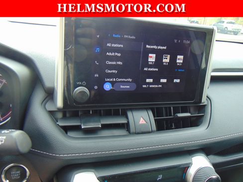 Used 2025 Toyota RAV4 XLE image 19