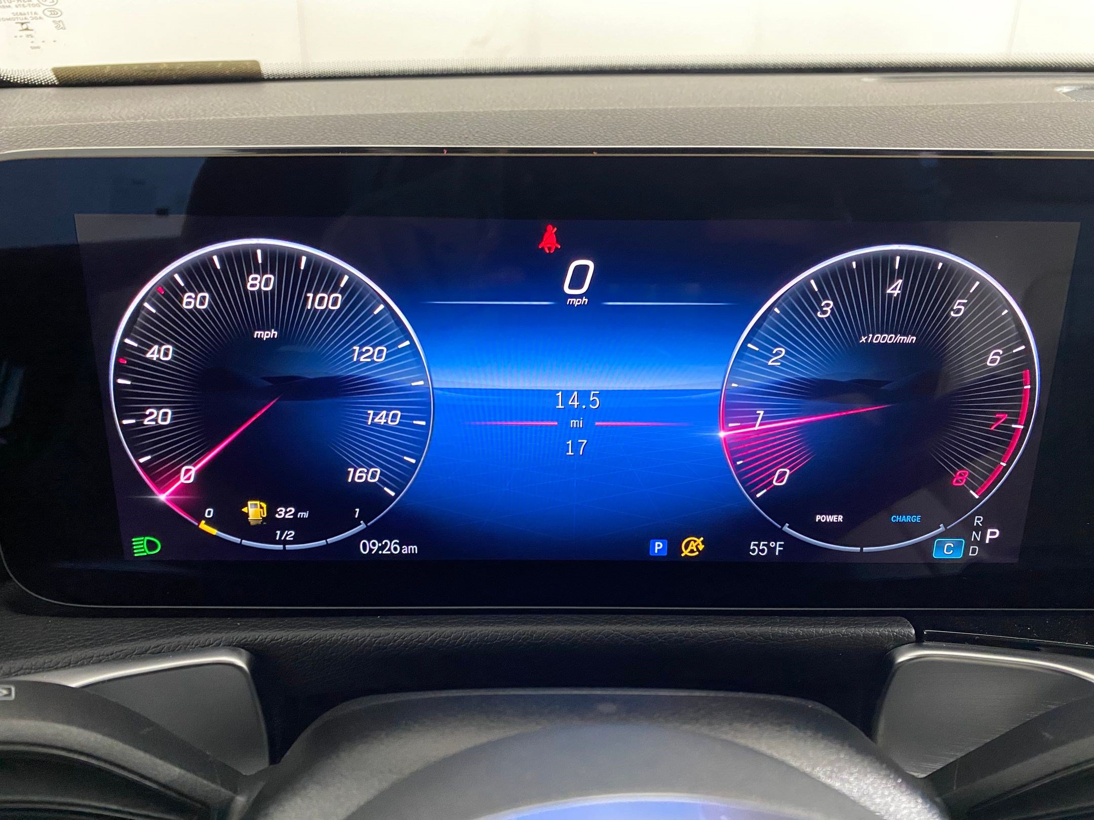 Used 2026 Mercedes-Benz GLB 250 4MATIC image 21