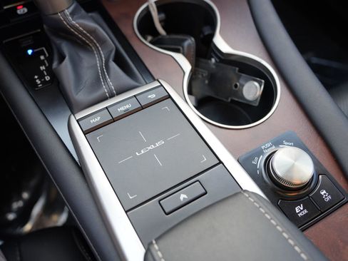 Used 2021 Lexus RX 450hL AWD w/ Premium Package image 29